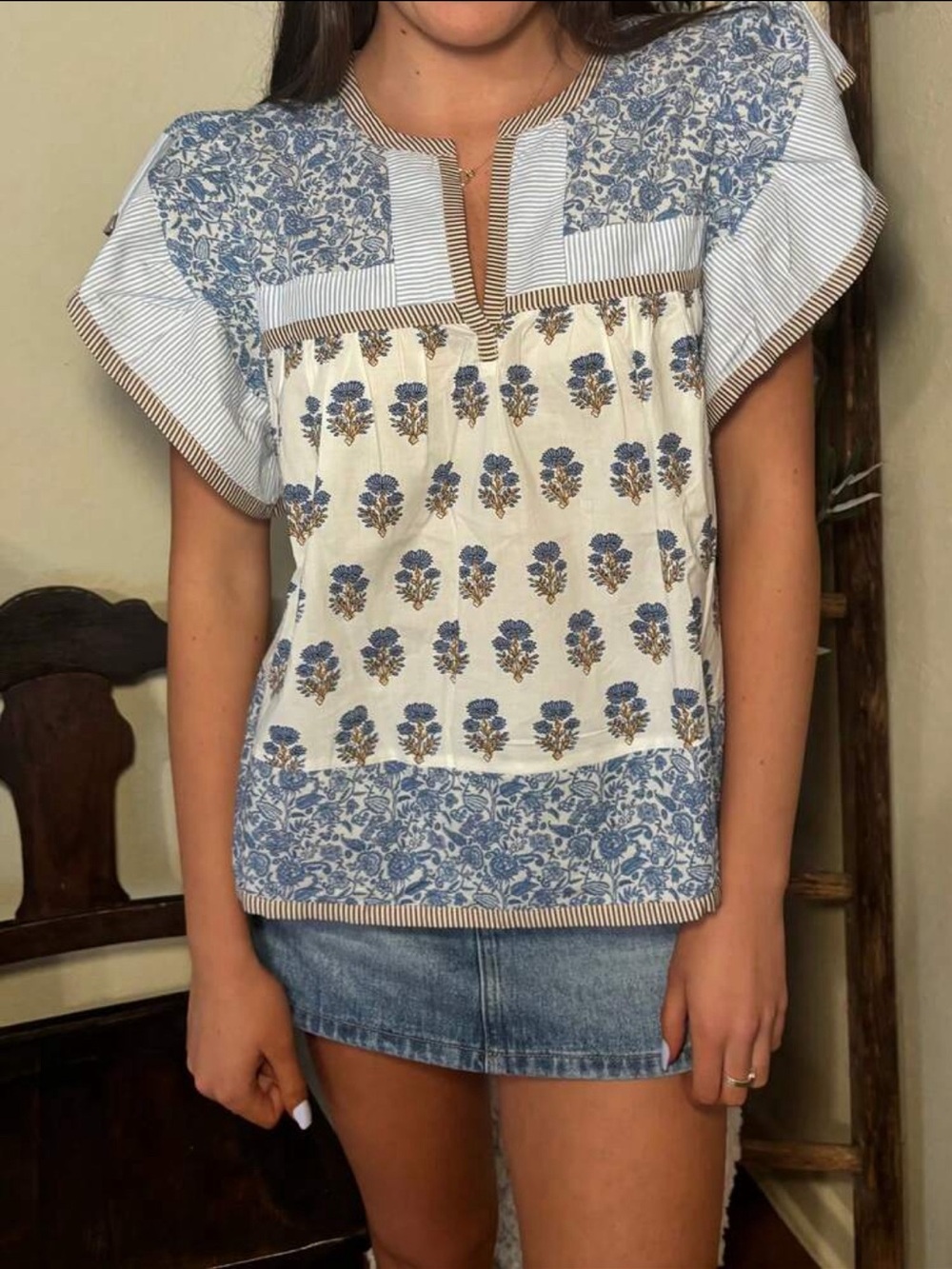 Blue Floral Patchwork Short Sleeve Blouse